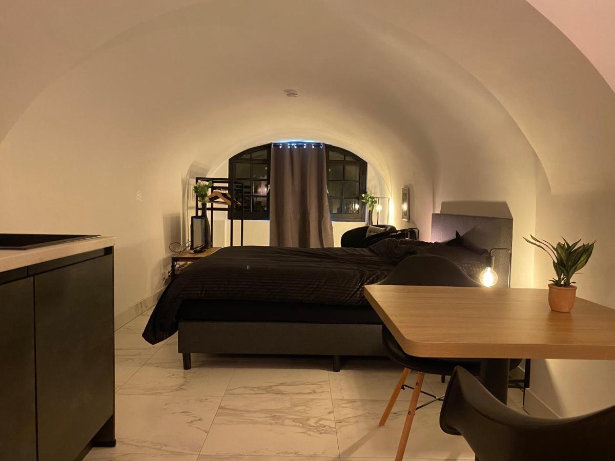 Bed and Breakfast Slapen Onder De Dom Utrecht Exterior foto